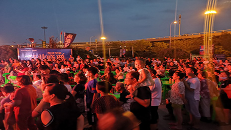 東麗居然之家津夜嘉年華來了，天津又一家夜市周末火爆開街